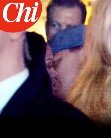 Leonardo DiCaprio e Rihanna, il bacio: ecco la FOTO