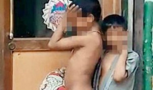 India, Bimbi non fanno compiti, maestra li manda a casa nudi