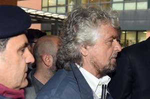 Gianroberto Casaleggio, Beppe Grillo a camera ardente