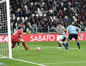 Juventus-Lazio 3-0: highlights, pagelle e FOTO. Dybala...
