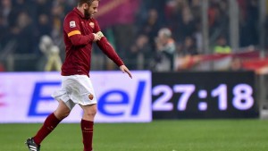 Euro 2016, Daniele De Rossi si è fermato: fastidio a tendine