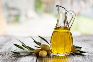 Olio d'oliva: quello che bisogna sapere prima di comprarlo