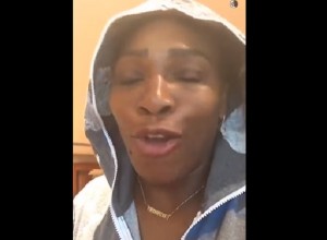 YOUTUBE Serena Williams mangia cibo per cani e si sente male