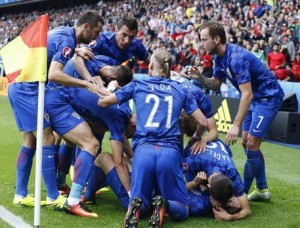 Euro16, Uefa 'grazia' Croazia: solo 100mila euro multa