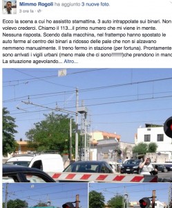 Puglia, passaggio a livello si chiude: auto intrappolate mentre passa treno FOTO 4