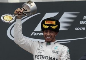 F1, Gp Austria: trionfa Hamilton, terzo Raikkonen. Vettel out