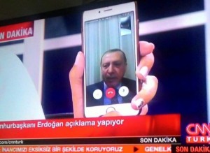 Turchia, Erdogan parla a Cnn. Fonti Usa: "In fuga verso Germania"
