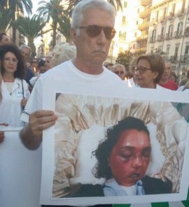 Federica De Luca e figlio uccisi dal marito: a Taranto sfilano genitori