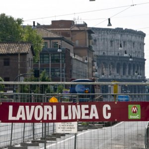 Roma metro C, perquisizioni in Campidoglio: costi lievitati, ritardi...