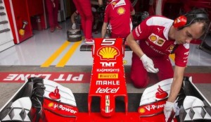 La Ferrari di Sebastian Vettel  (foto Ansa)La Ferrari di Sebastian Vettel  (foto Ansa)
