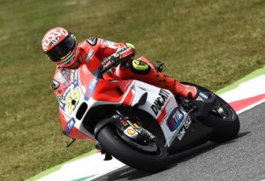 MotoGp, Iannone e Ducati in pole: prima fila tutta italiana in Austria