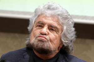 Immondizia banco di prova per Beppe Grillo, un monte di rumenta lo seppellirà?