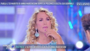 Barbara D'Urso parla di Anna Marchesini, criticata sui social: "Sciacallo"