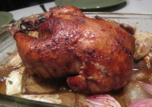 Polli contaminati, resistono agli antibiotici: portano salmonella, escherichia coli...
