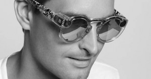 Snapchat lancia Spectacles, occhiali da sole con telecamera incorporata, video rotondi subito on line