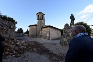 Terremoto, scossa 4.3 nella notte: paura e gente in strada a Perugia