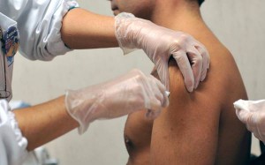 Influenza: 6 milioni di italiani a rischio nel picco, ma ancora niente vaccino...