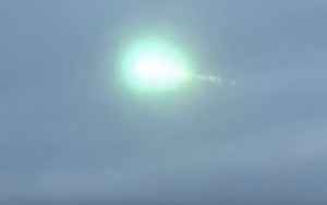 YOUTUBE "Ufo smeraldo": misterioso oggetto volante non identificato