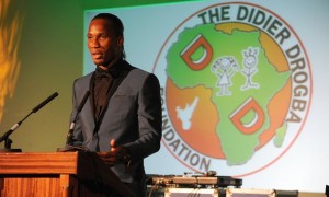 Didier Drogba, l'accusa: "La sua fondazione inganna i donatori"