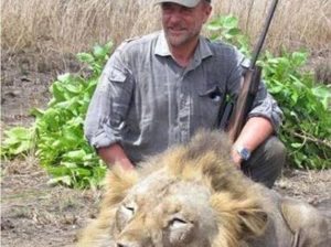 Luciano Ponzetto: cacciatore contestato per la foto del leone ucciso, muore cacciando