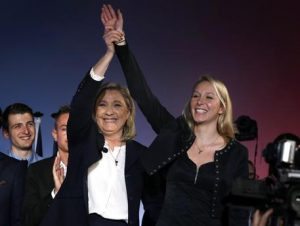 Francia, sorge a sinistra l'astro di Emmanuel Macron, a destra Le Pen vs Le Pen