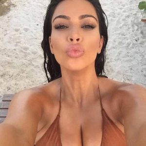 Kim Kardashian tra le attrici a luci rosse più cercate del 2016: la classifica