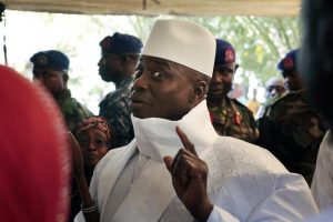 Gambia, ex presidente Jammeh fugge con 12 milioni di dollari dello Stato