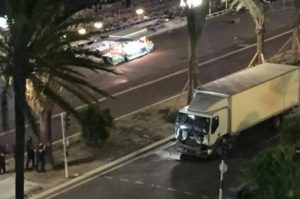 Nizza, secondo attentato previsto a Ferragosto. Gli sms tra terroristi