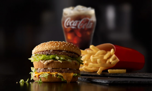 McDonald's, in arrivo consegne a domicilio contro il calo delle vendite