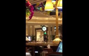 Las Vegas, rapina a mano armata all'Hotel Bellagio e sparatoria su bus: 1 morto