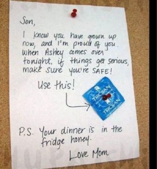 Biglietto di una madre al figlio: "Usa questo preservativo". Errore imperdonabile