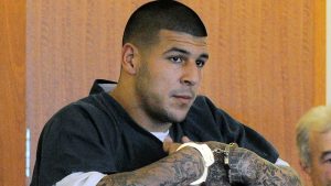 Aaron Hernandez si impicca in cella: ex campione Nfl era in carcere per omicidio