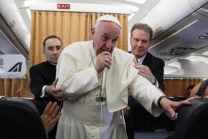 Giulio Regeni, papa Francesco: "Mi sono mosso. Il caso mi preoccupa"