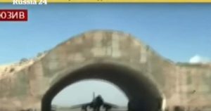 YOUTUBE Siria, base aerea di Shayrat colpita dai missili Usa