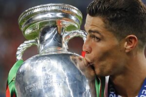 Mario Sconcerti: "Cristiano Ronaldo farebbe panchina alla Juventus"