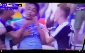 Danilo - Muriel (VIDEO): difensore prende per il collo colombiano dopo esultanza polemica in Udinese-Sampdoria