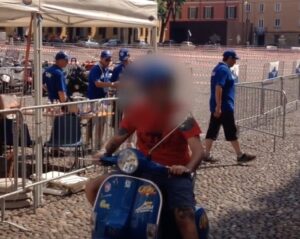 YOUTUBE Mantova, falso cieco: in 15 anni ha percepito dallo Stato 200mila euro 
