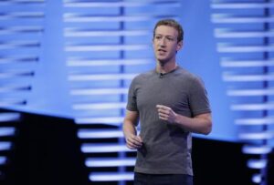 Facebook assume 3mila persone per controllare "Live": "Impediremo nuovi video violenti"