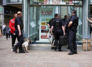 Manchester, evacuato centro commerciale Arndale. Arrestato un uomo