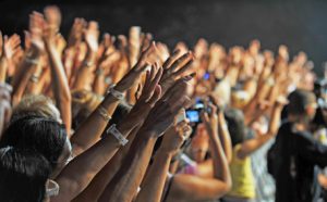 Manvora: spese di sicurezza a chi organizza eventi e concerti