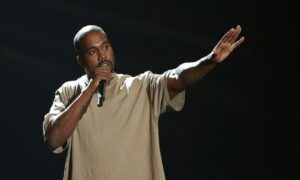 Kanye West scompare da Twitter e Instagram 