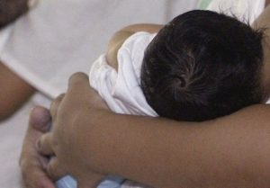 Salerno, due papà si contendono neonato all'ospedale Ruggi